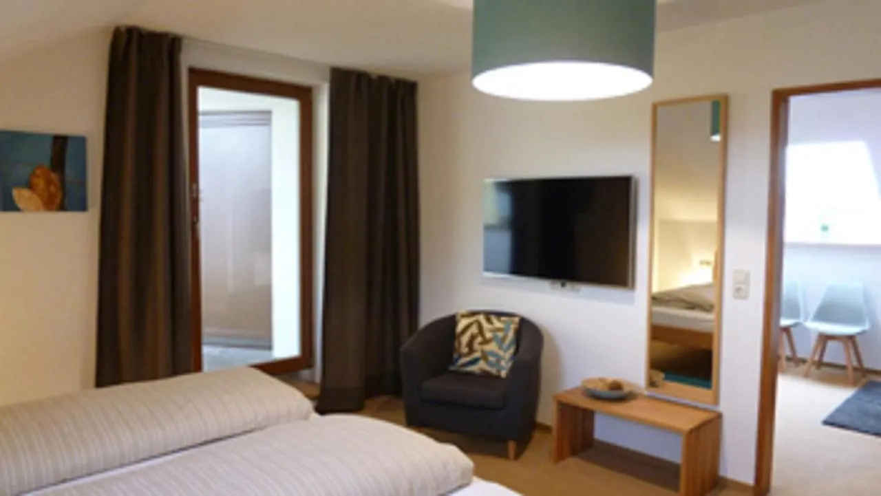Ferienwohnungen Familie Neubert Nordheim am Main Aparthotel